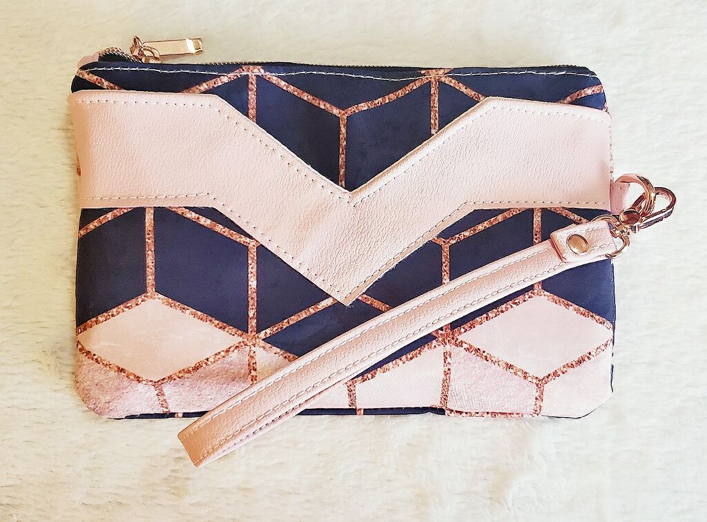 Victoria Clutch