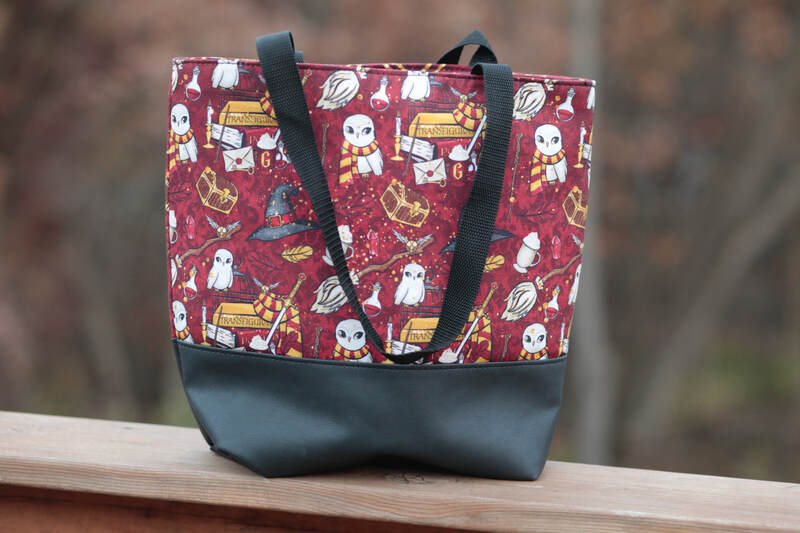 RTS Tuesday Tote - Red House